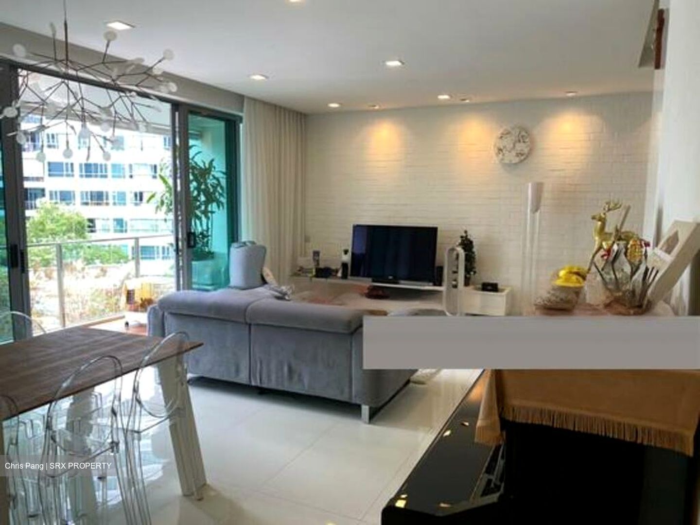 Waterfront Waves (D16), Condominium #468833531